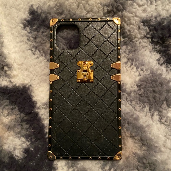 Boujee Black and Gold iPhone 11 Pro max case - Picture 1 of 2